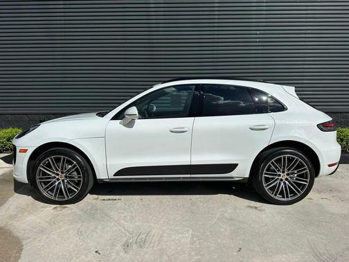 2021 Porsche Macan S