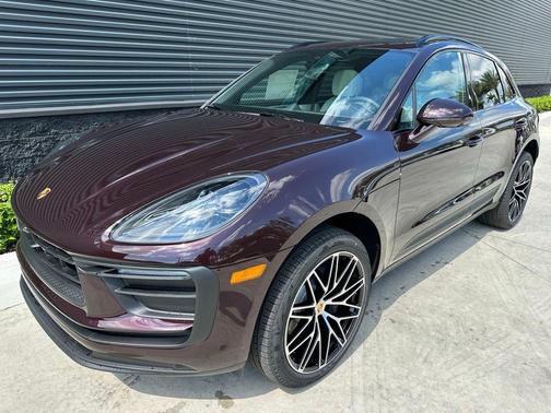 2025 Porsche Macan
