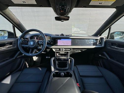 2025 Porsche Cayenne Turbo