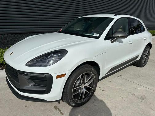 2024 Porsche Macan T