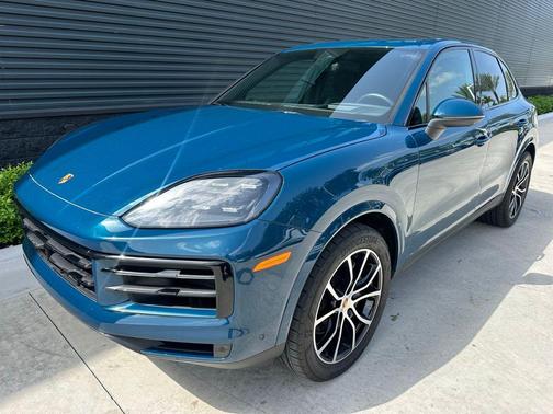 2024 Porsche Cayenne Base