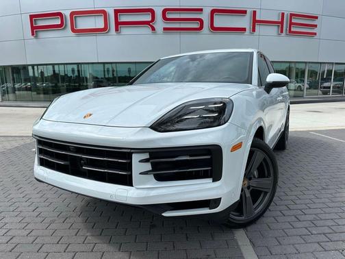 Carrara White 2024 Porsche Cayenne Base