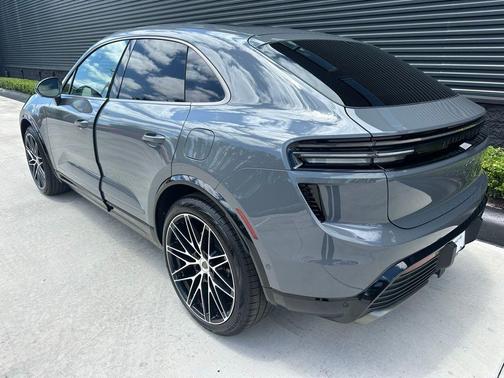 Slate Gray 2026 Porsche Macan Turbo