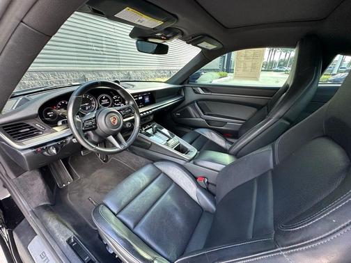 2020 Porsche 911 Carrera S