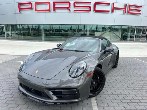2024 Porsche 911 Targa 4S