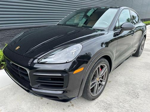 2022 Porsche Cayenne GTS