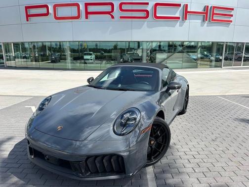 2025 Porsche 911 Targa 4 GTS