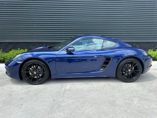 2025 Porsche 718 Cayman Base