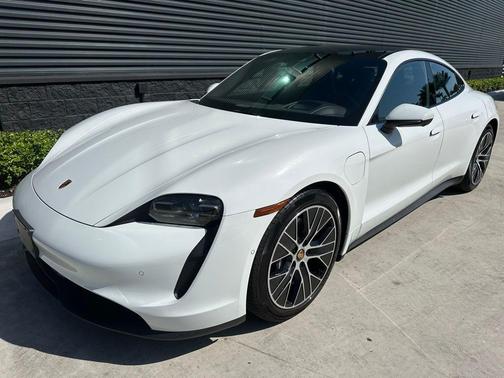 2023 Porsche Taycan Base