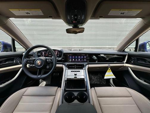 2026 Porsche Panamera Base
