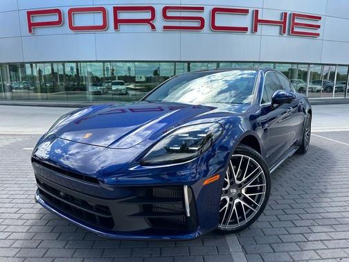2026 Porsche Panamera Base