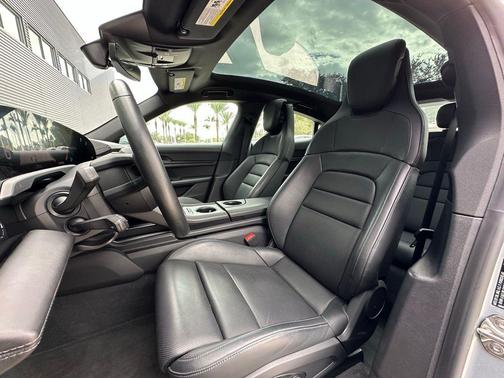 2024 Porsche Taycan Base