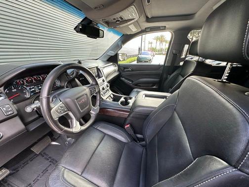 Satin Steel Metallic 2019 GMC Yukon SLT