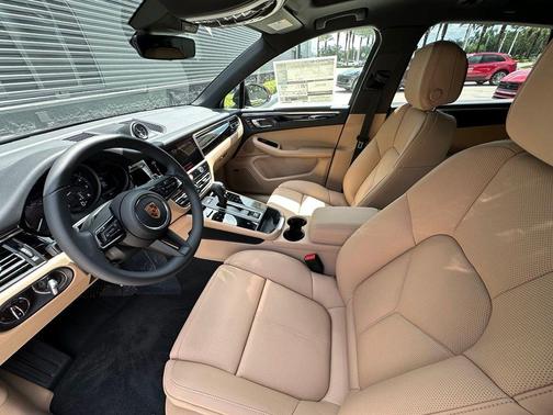 Copper 2026 Porsche Macan Base