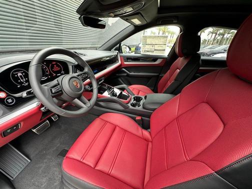 2026 Porsche Cayenne Base