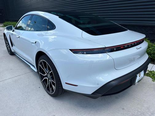 2023 Porsche Taycan Base