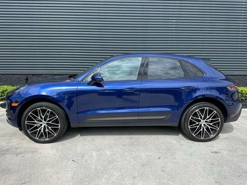 2023 Porsche Macan 