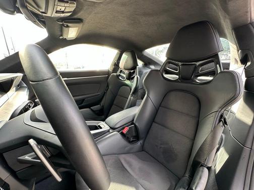 2024 Porsche 911 Turbo S