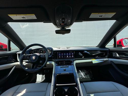 2026 Porsche Panamera Base