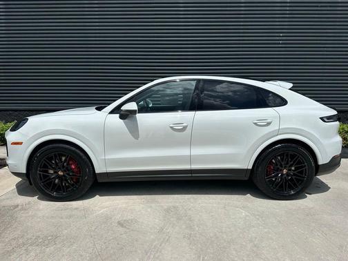 2026 Porsche Cayenne S Coupe AWD