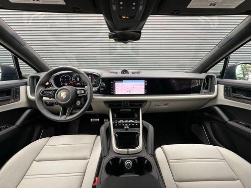 2026 Porsche Cayenne GTS