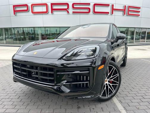 2026 Porsche Cayenne GTS