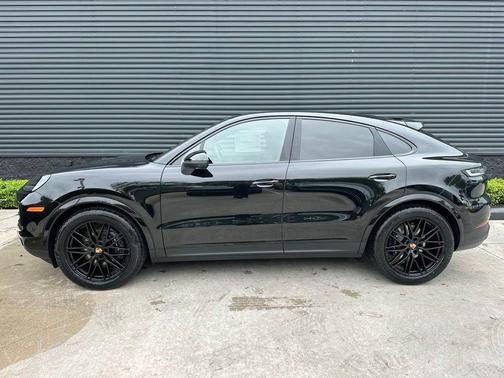 Black Metallic 2026 Porsche Cayenne AWD