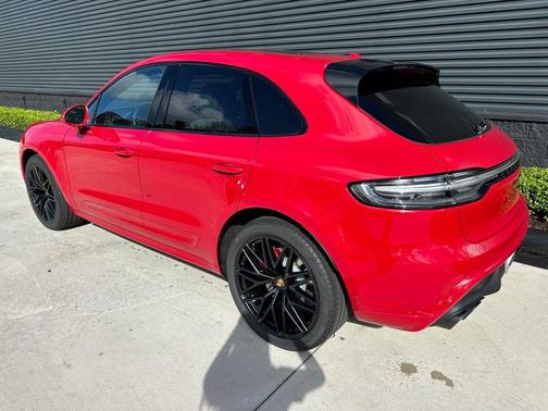 2026 Porsche Macan GTS