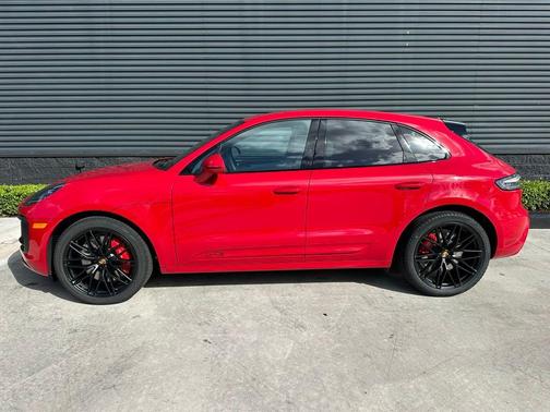 2026 Porsche Macan GTS