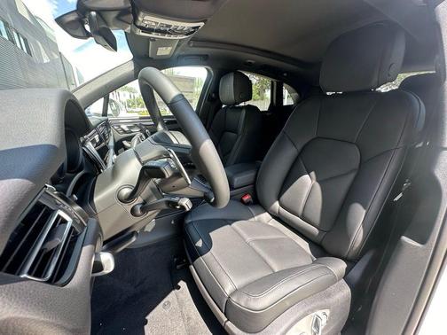 2024 Porsche Macan