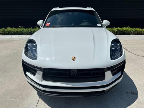 2024 Porsche Macan