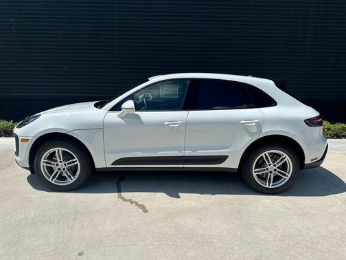 2024 Porsche Macan