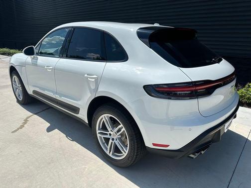 2024 Porsche Macan