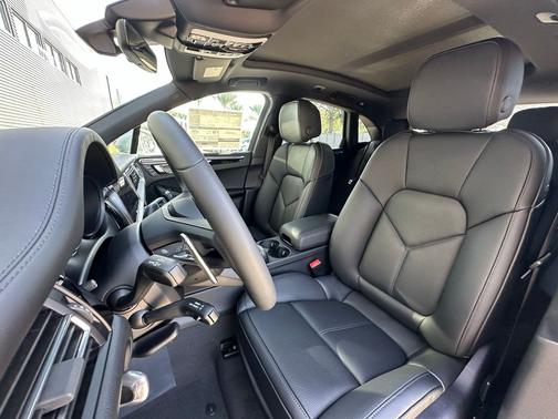 Silver Metallic 2026 Porsche Macan S