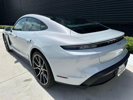 2024 Porsche Taycan Base