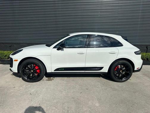 2026 Porsche Macan GTS