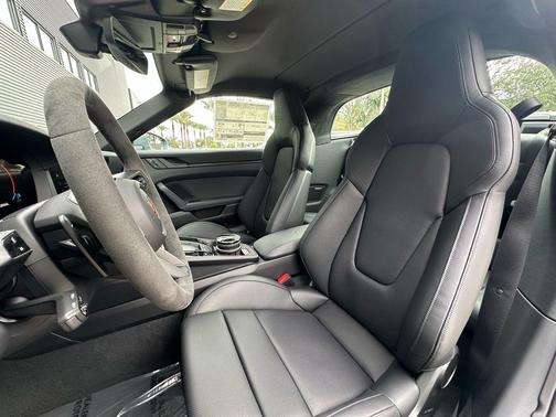 2026 Porsche 911 Targa 4 GTS