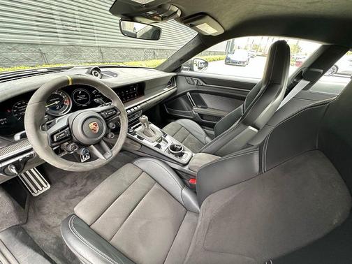 2025 Porsche 911 GT3 RS