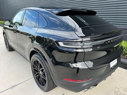 2026 Porsche Cayenne S Coupe AWD