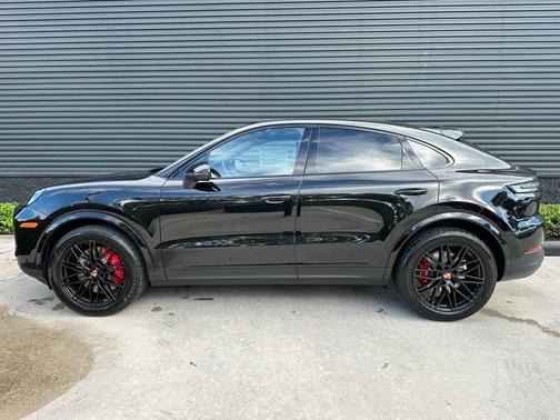 2026 Porsche Cayenne S Coupe AWD