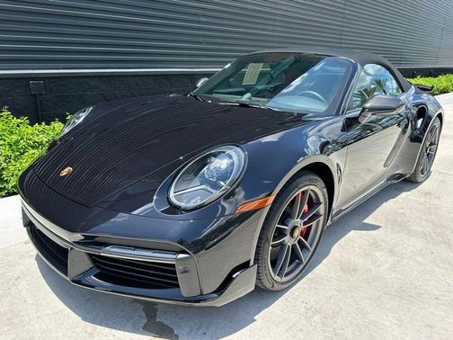 2025 Porsche 911 Turbo