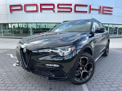 2025 Alfa Romeo Stelvio Sprint