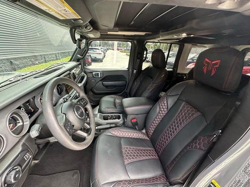 Sting Gray Clearcoat 2023 Jeep Wrangler Sport