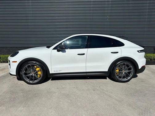 2026 Porsche Cayenne Turbo GT