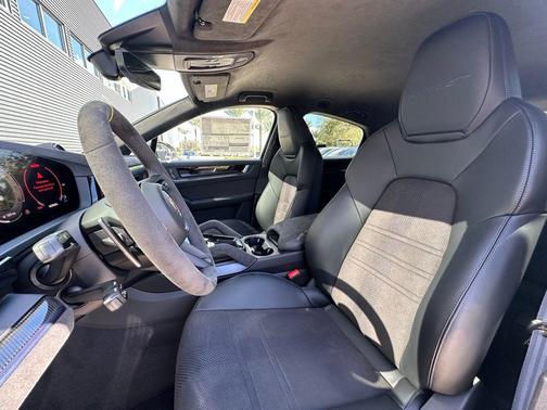 2026 Porsche Cayenne Turbo GT