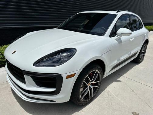 2025 Porsche Macan S