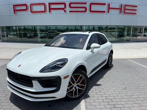 2025 Porsche Macan S