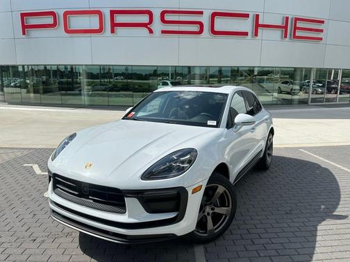 2025 Porsche Macan