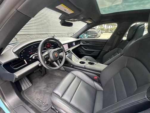 2023 Porsche Taycan Base