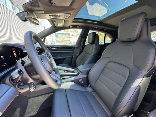 White 2026 Porsche Macan Base